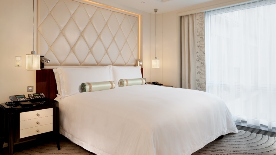 Executive Suite bedroom shanghai
